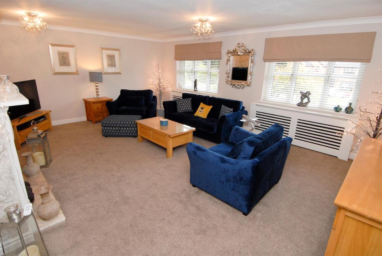 Wilmslow Airbnb Exterior foto